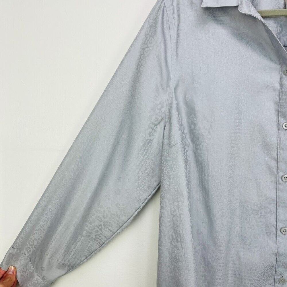 Chico's Silver Satin Leopard Jacquard Button Up Blouse XL Easy Care Work Travel - Picture 6 of 10